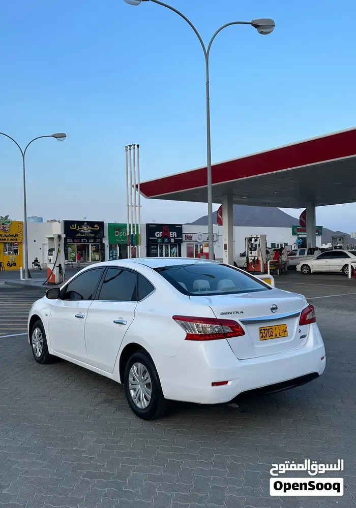 Nissan Sentra 2016 photo 2