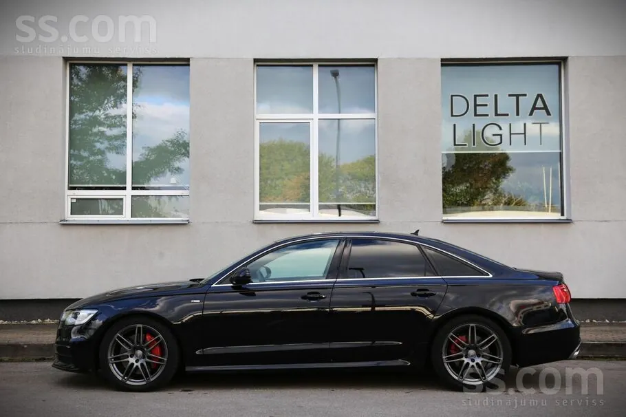 Audi A6 2012 photo 2
