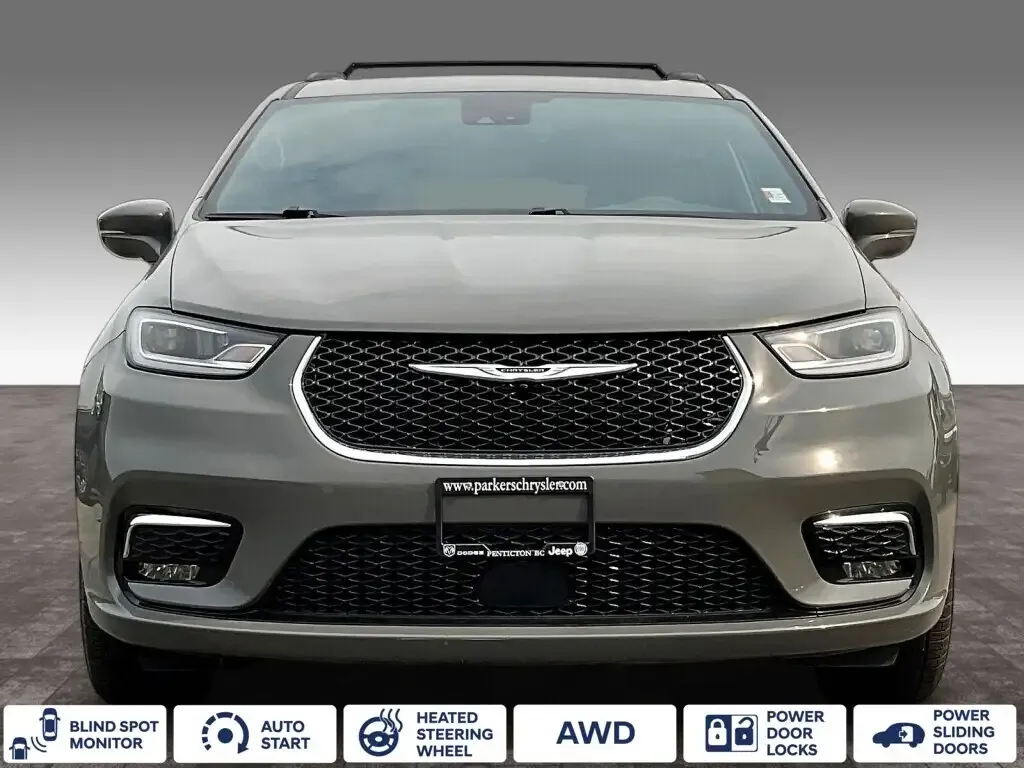 Chrysler Pacifica 2022 photo 2