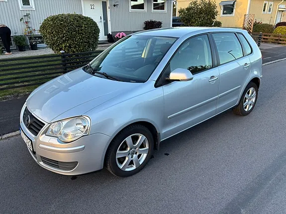Volkswagen Polo 2008 photo 2