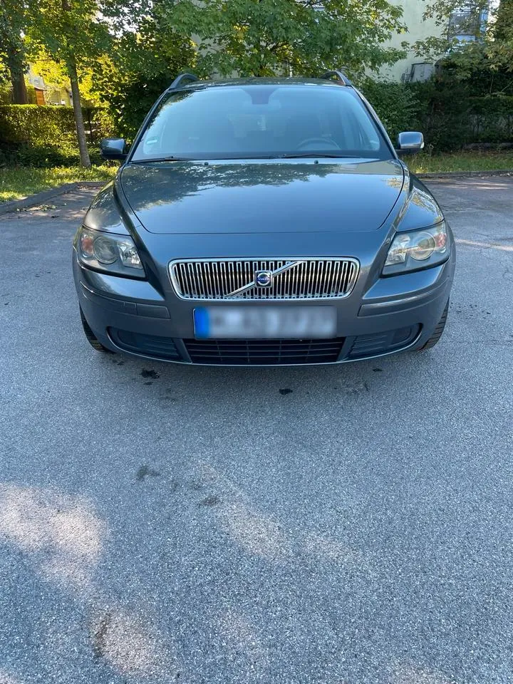 Volvo V50