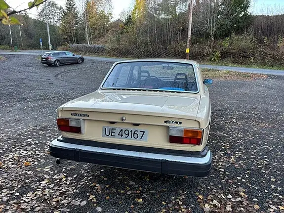 Volvo 244 1978 photo 5