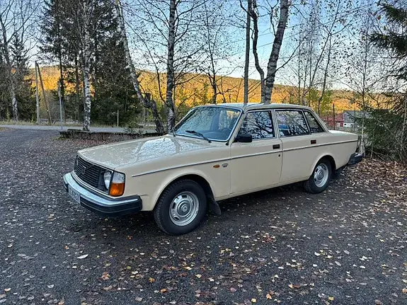 Volvo 244 1978 photo 3