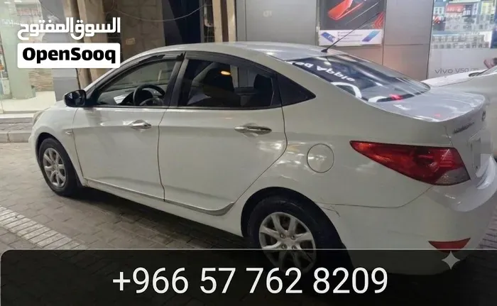 Hyundai Accent 2014 photo 4