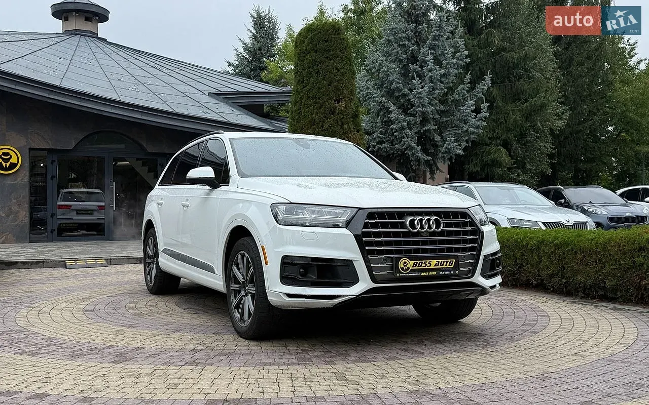 Audi Q7 2016 photo 2