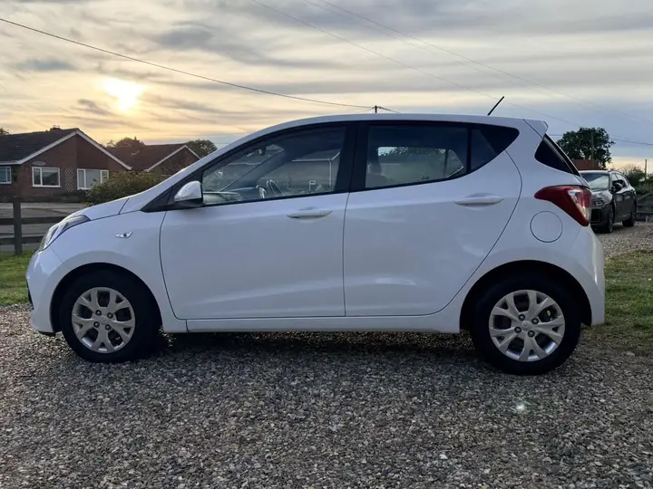 Hyundai I10 2016 photo 5
