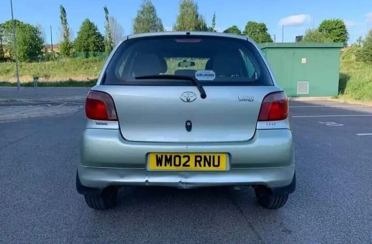 Toyota Yaris 2002 photo 5