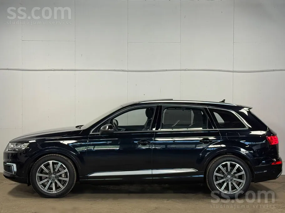 Audi Q7 2016 photo 5