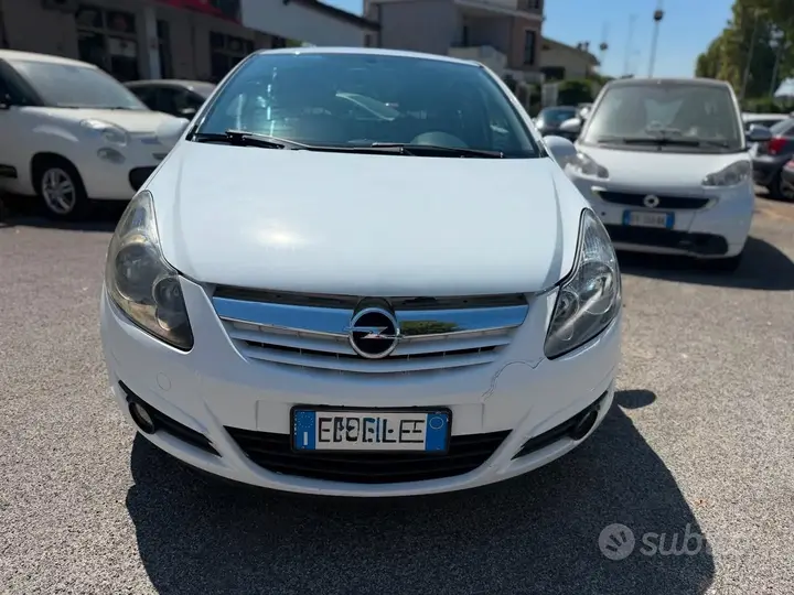 Opel Corsa 2010 photo 2