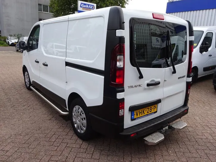 Renault Trafic 2020 photo 3