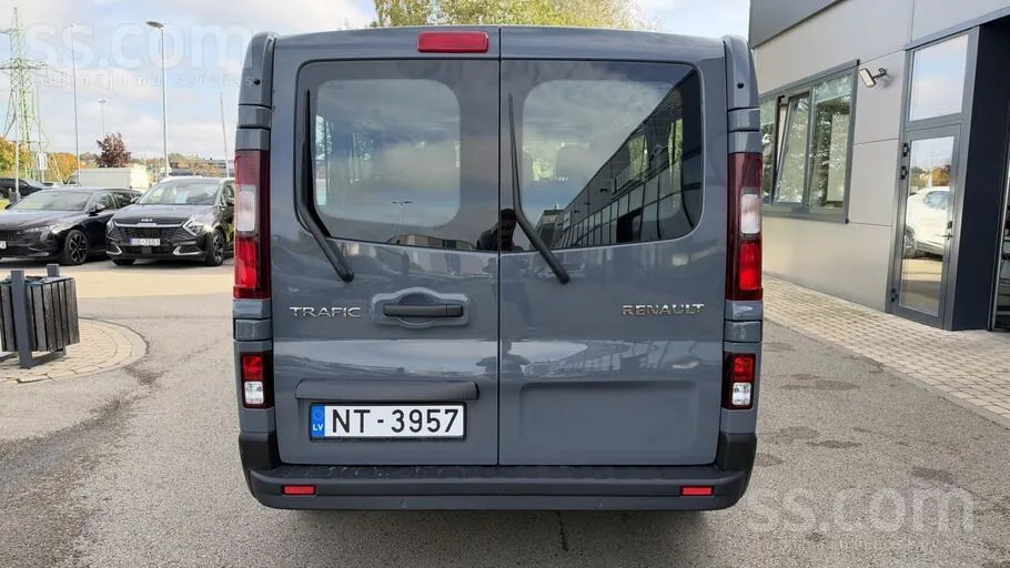 Renault Trafic 2024 photo 4