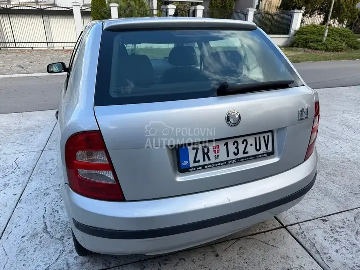 Skoda Fabia 2002 photo 5