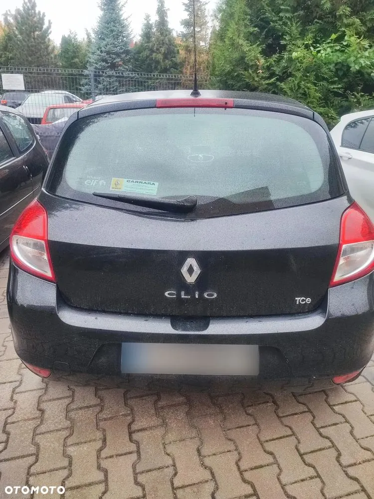 Renault Clio 2012 photo 4