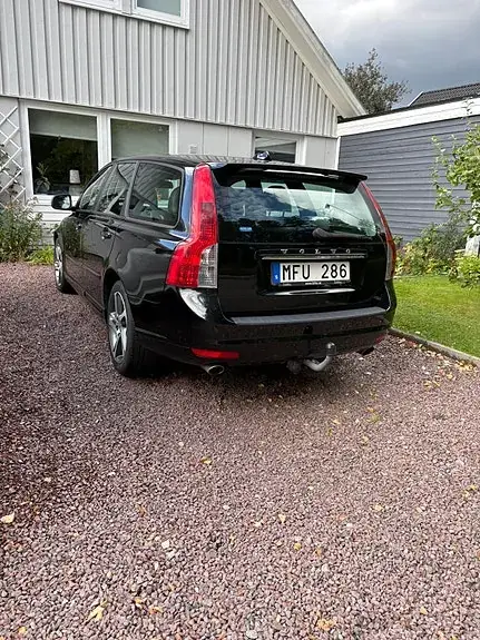 Volvo V50 2012 photo 2
