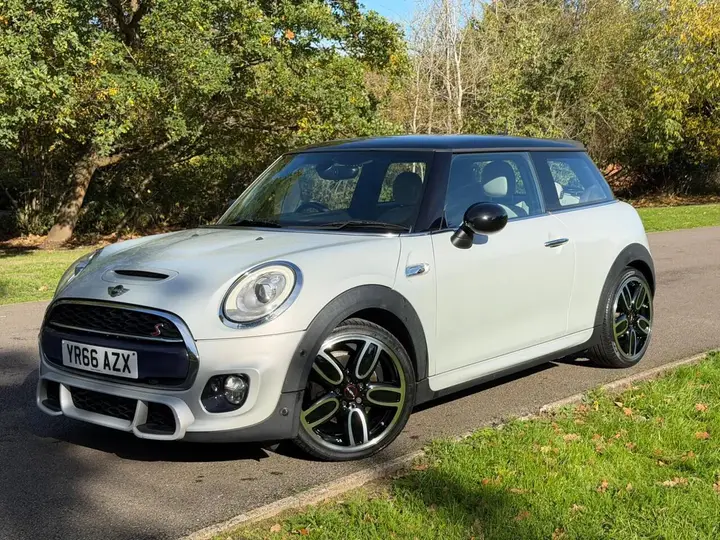 Mini Cooper S 2016 photo 3