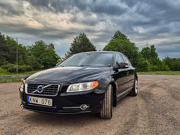 Volvo S80