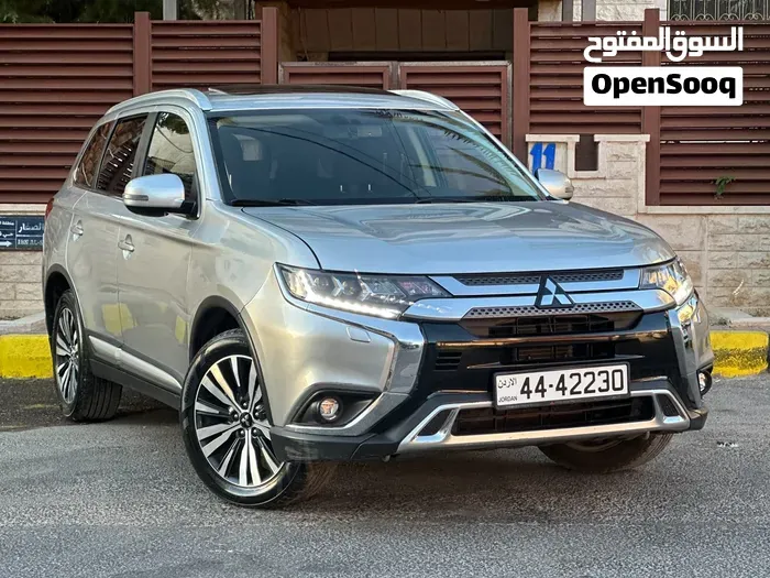 Mitsubishi Outlander 2021 photo 3