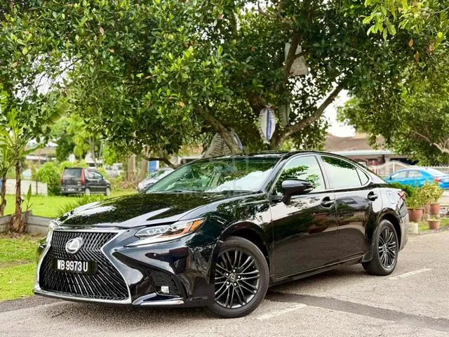 Lexus Es250