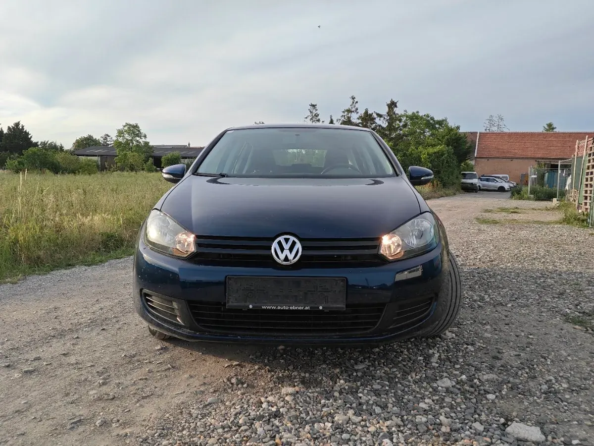 Volkswagen Golf 2009 photo 2