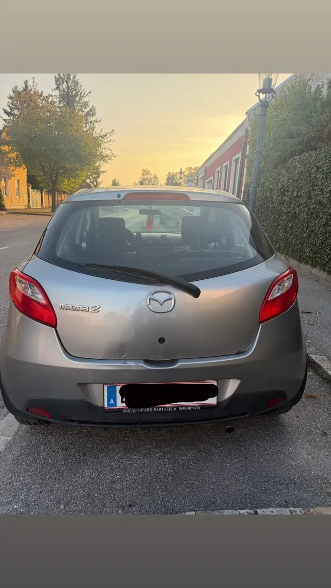 Mazda Mazda2