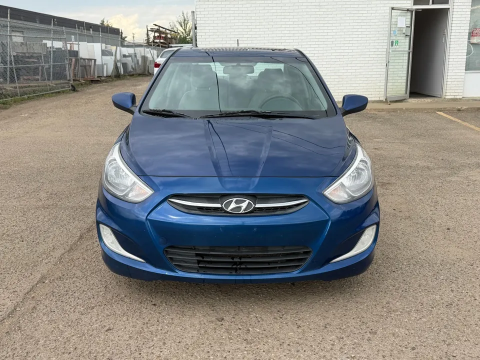 Hyundai Accent 2016 photo 2