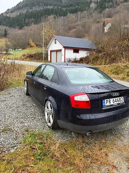 Audi A4 2002 photo 3
