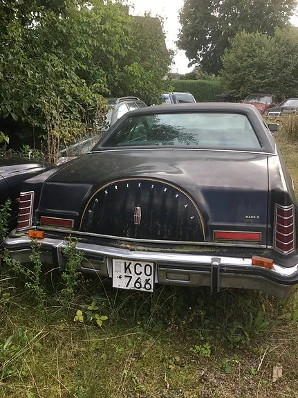 Lincoln Continental 1979 photo 2