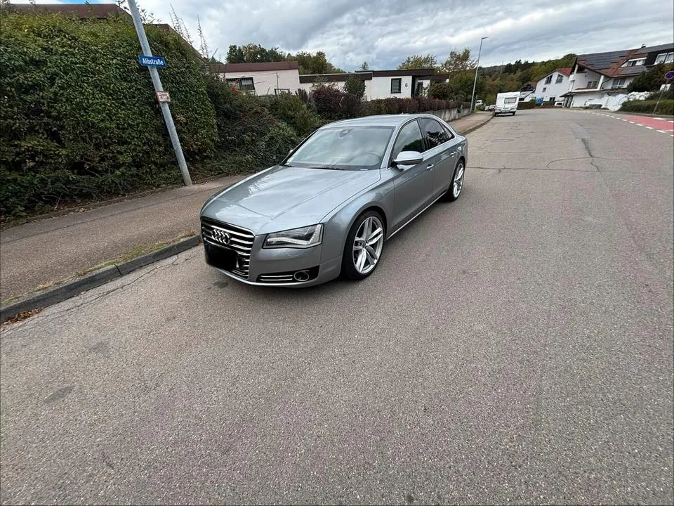 Audi A8