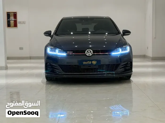 Volkswagen Golf 2019 photo 2