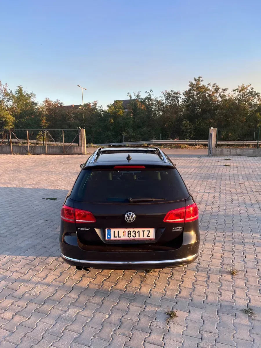 Volkswagen Passat 2012 photo 3