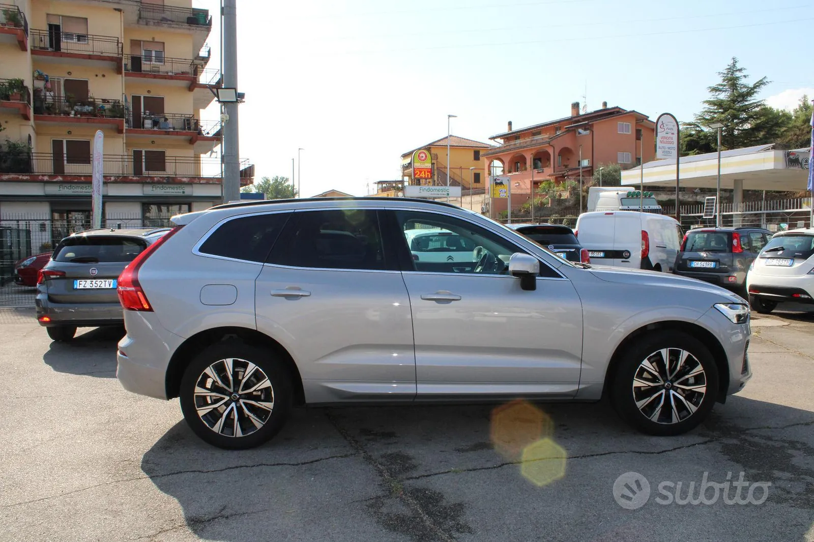 Volvo Xc60 2023 photo 2