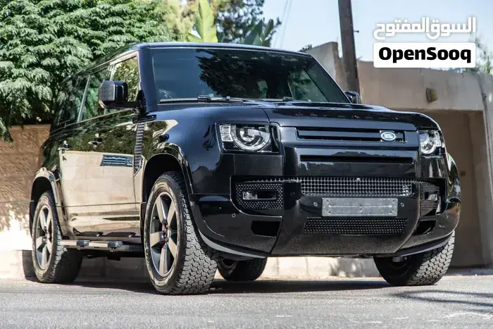 Land Rover Defender 2025 photo 2