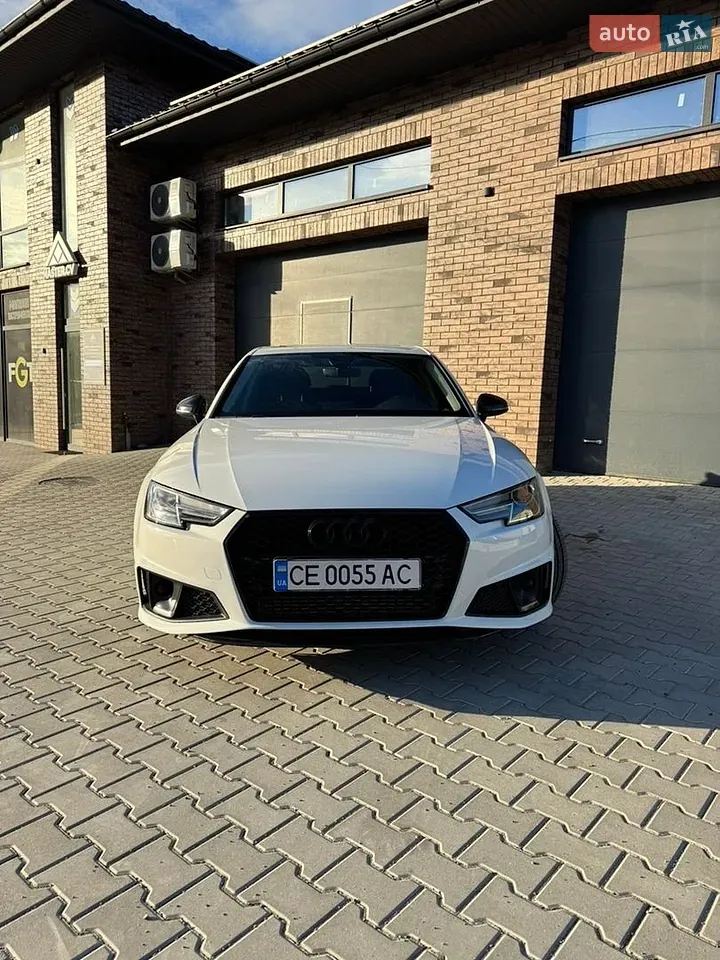 Audi A4 2019 photo 2