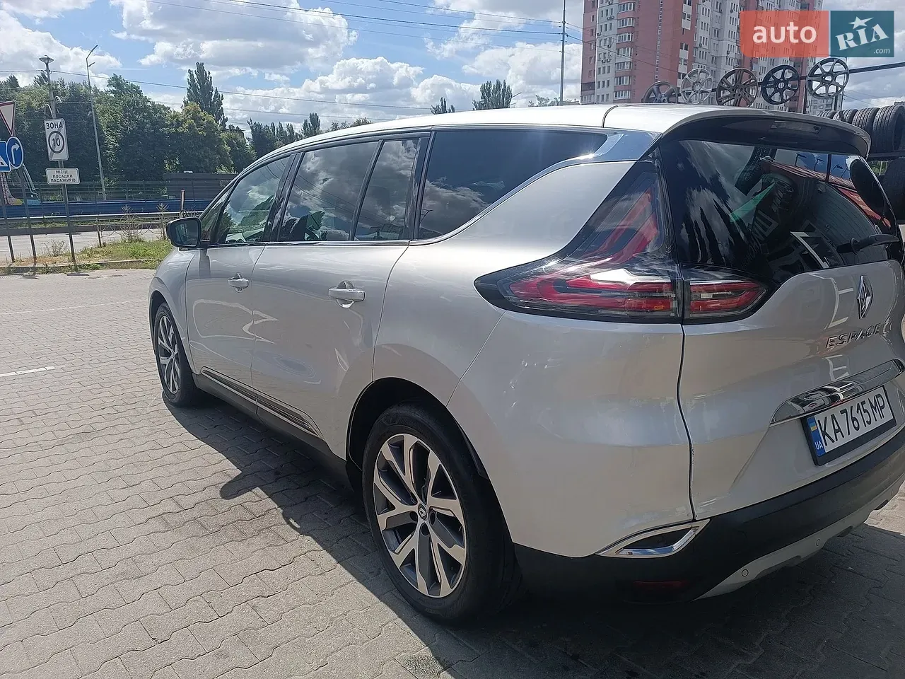 Renault Espace 2016 photo 4