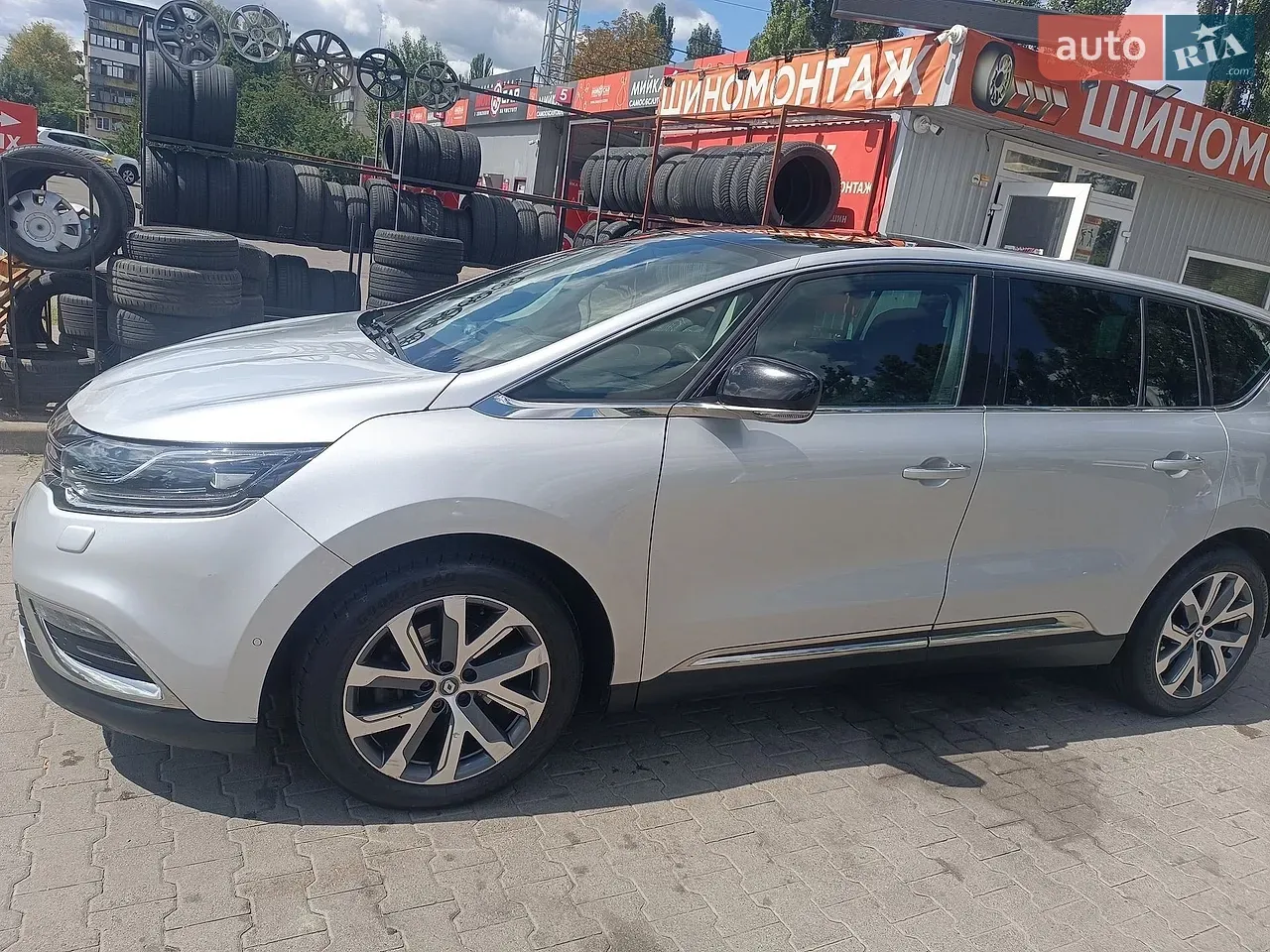 Renault Espace 2016 photo 2
