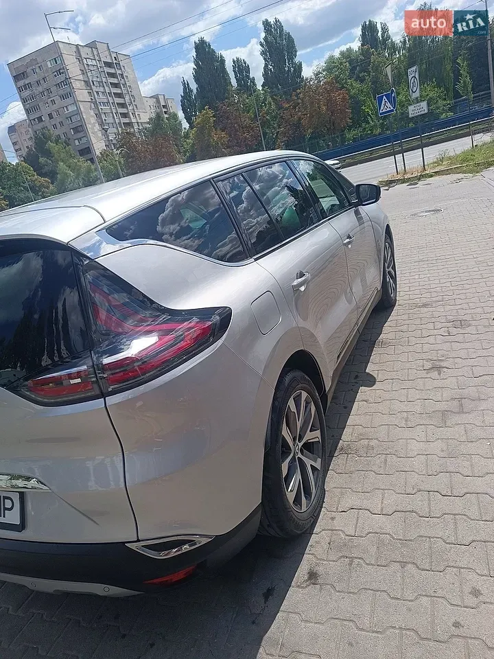 Renault Espace 2016 photo 5