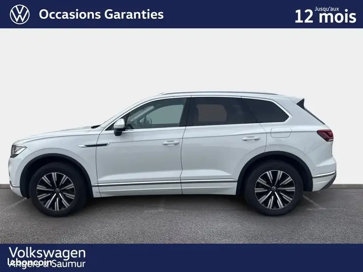 Volkswagen Touareg 2023 photo 2