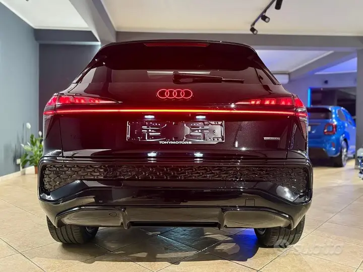 Audi Q3 2025 photo 5