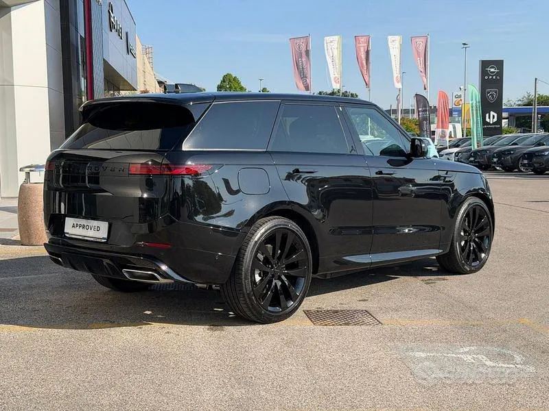 Land Rover Range Rover Sport 2025 photo 5