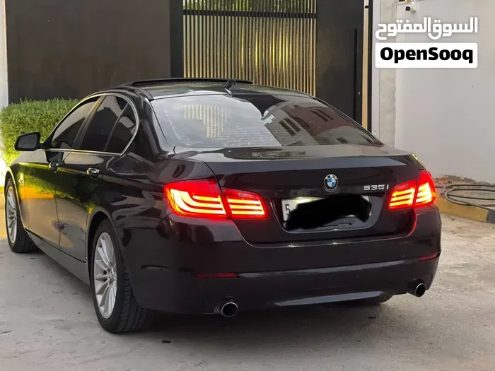 BMW 5 Series 2013 photo 2