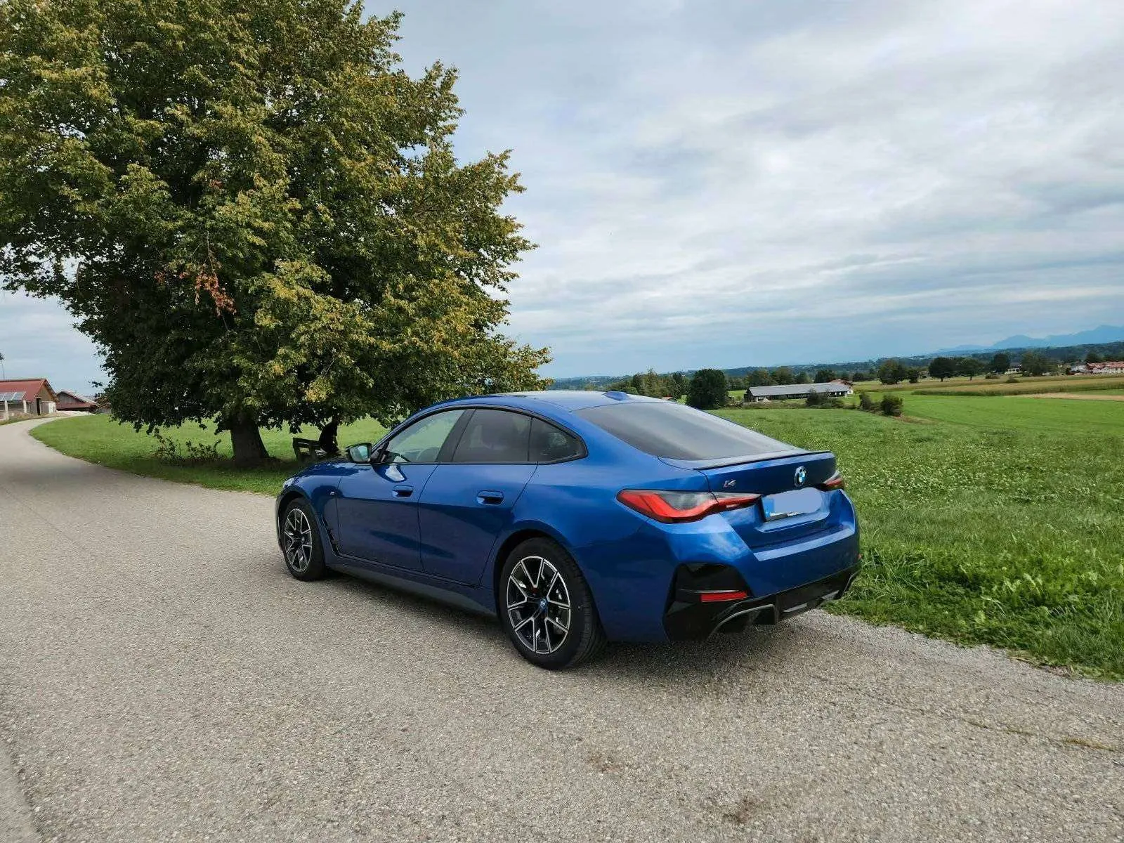BMW I4 2023 photo 5