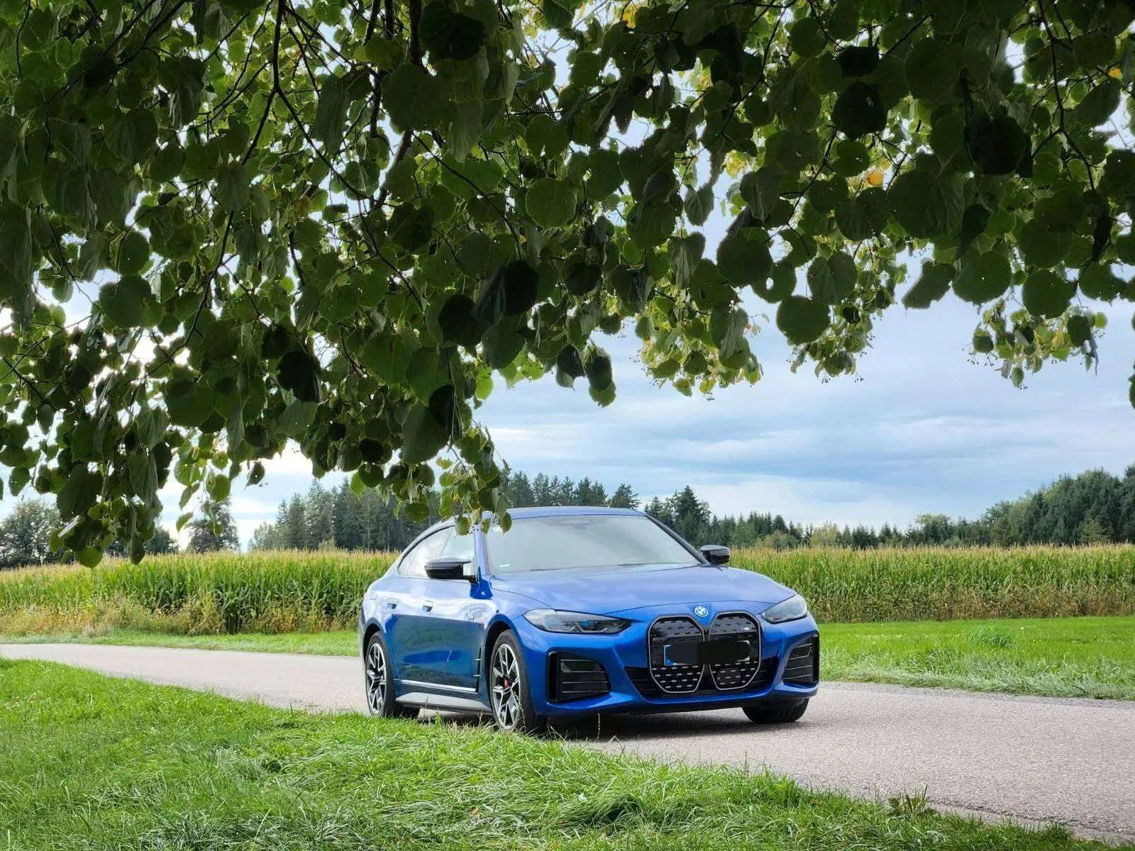 BMW I4