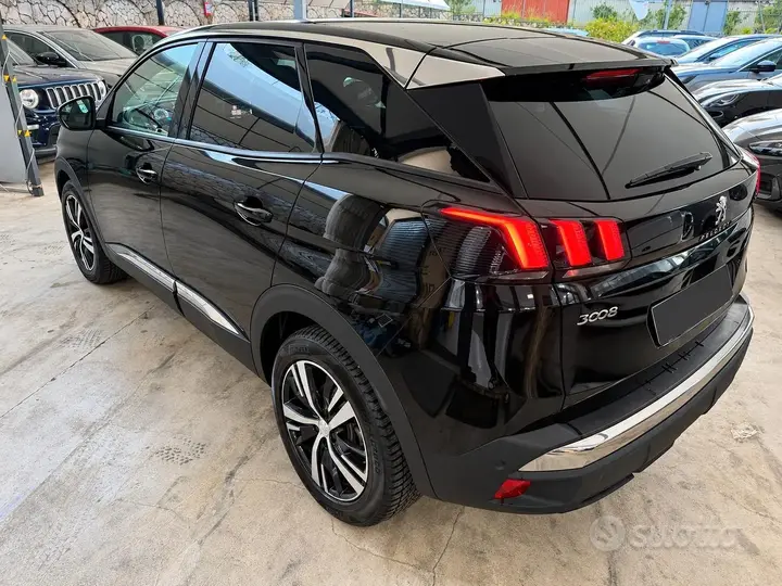 Peugeot 3008 2020 photo 4