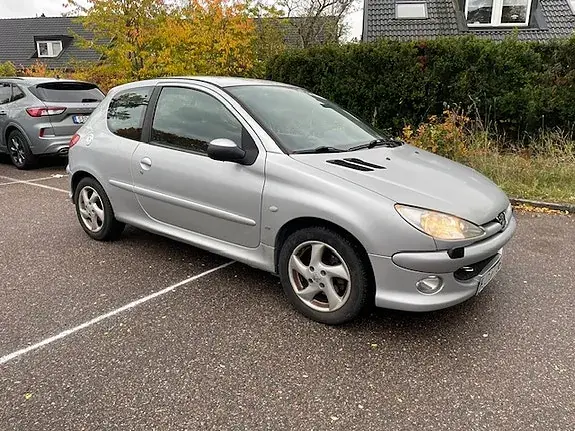 Peugeot 206 2003 photo 3
