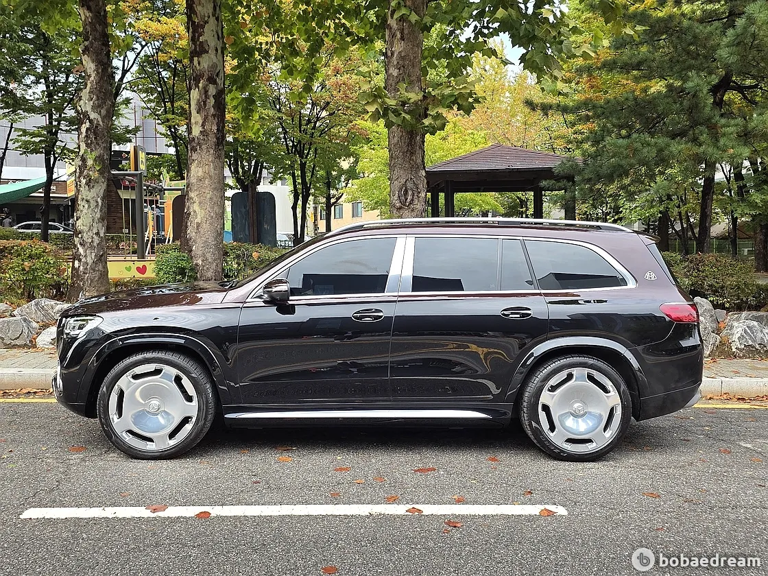 Mercedes-Benz Maybach Gls 600 4Matic 2024 photo 2