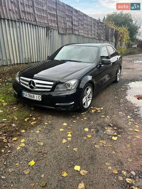 Mercedes-Benz C-Class 2012 photo 2