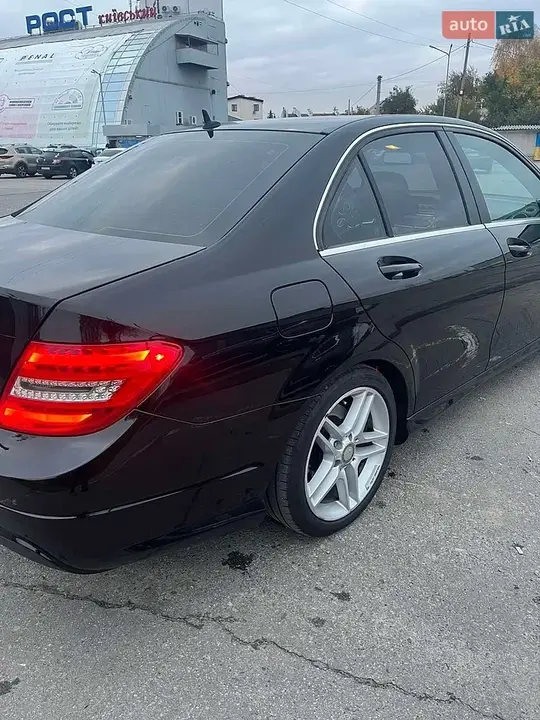 Mercedes-Benz C-Class 2012 photo 5