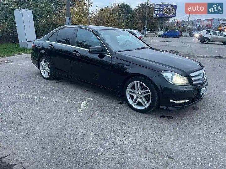 Mercedes-Benz C-Class 2012 photo 4