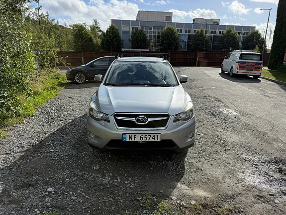 Subaru Xv 2013 photo 2