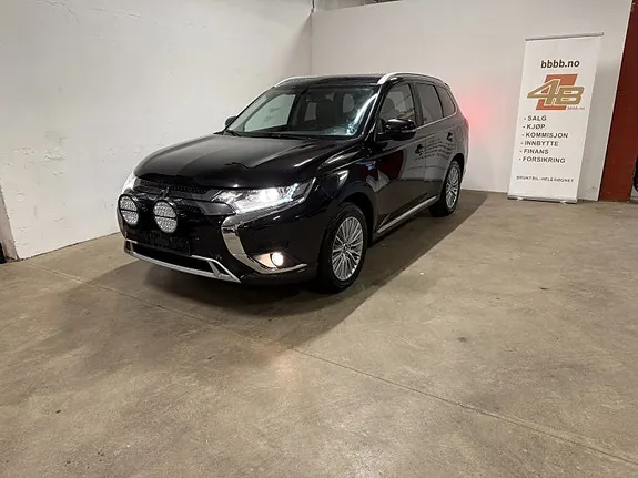 Mitsubishi Outlander 2020 photo 2